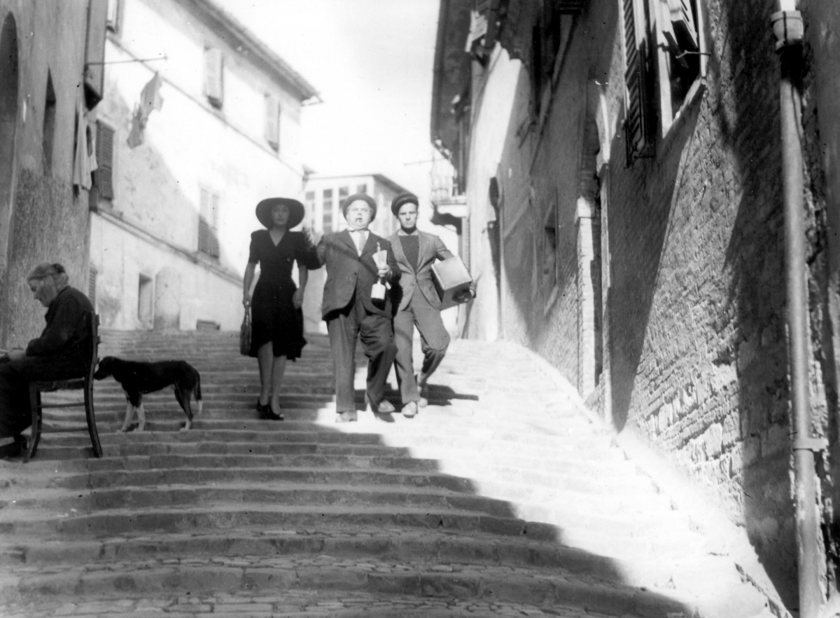 Кадры из Одержимость (1943)