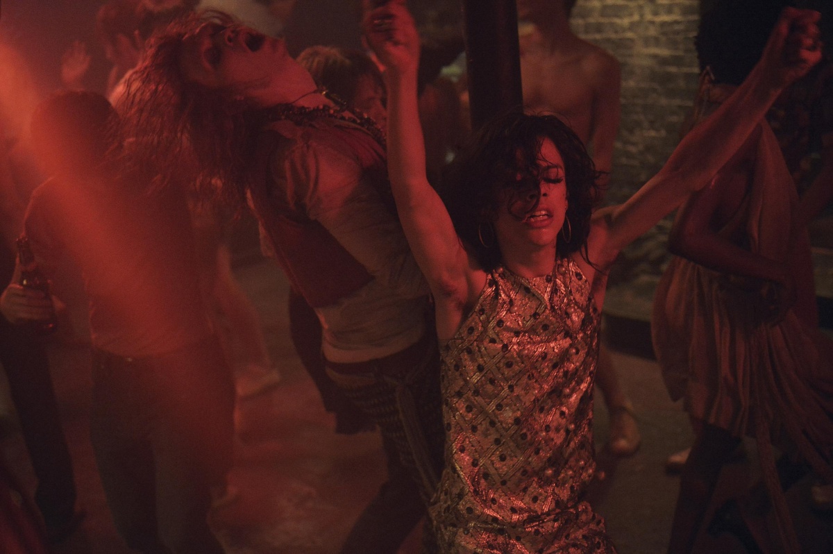 Кадры из Стоунволл (2015)