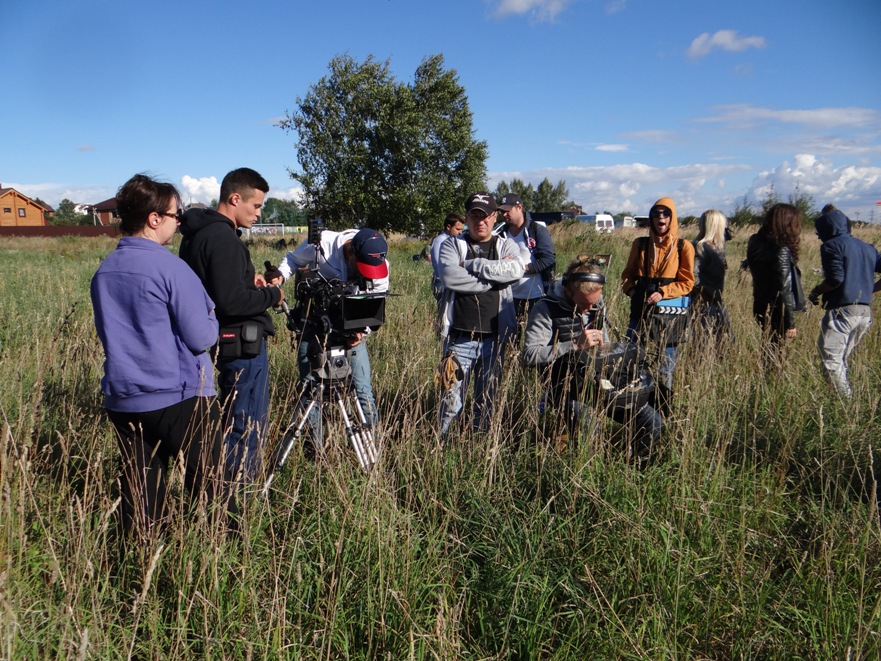 Кадры из Это наши дети! (2015)