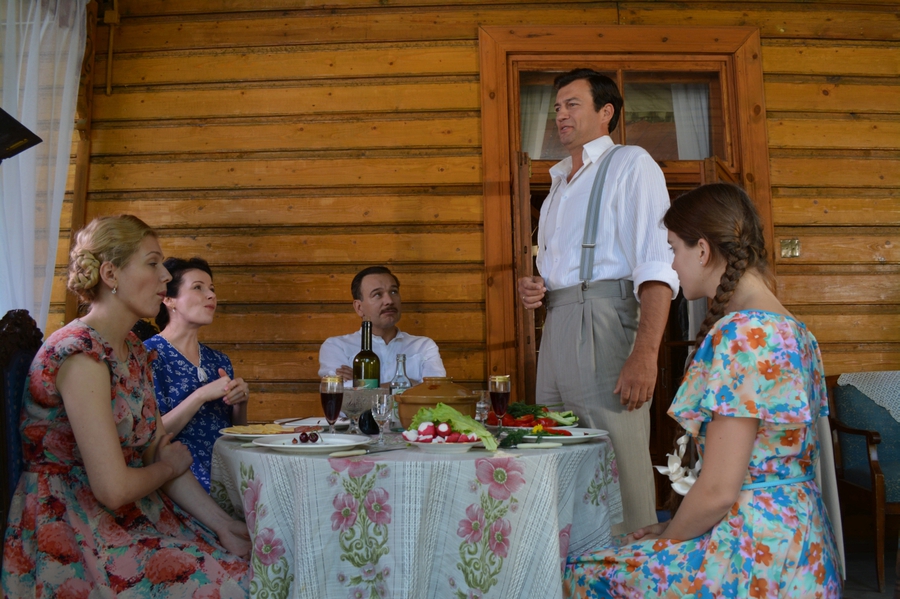 Кадры из Непридуманная жизнь (2015)