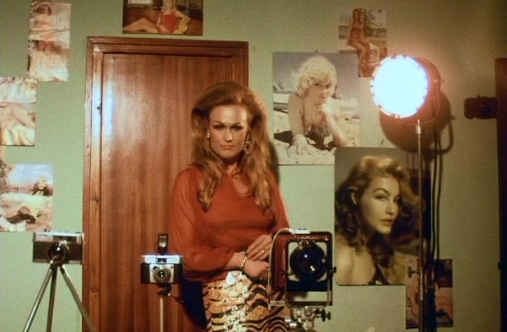 Кадры из Интимный дневник нимфоманки (1973)