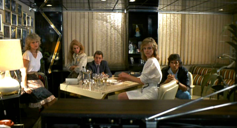 Кадры из Режь и беги (1985)