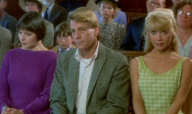 Кадры из Крутые ребята не танцуют (1987)