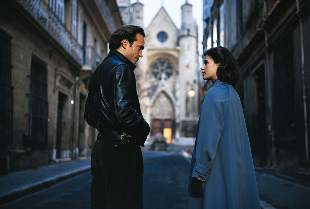 Кадры из За облаками (1995)