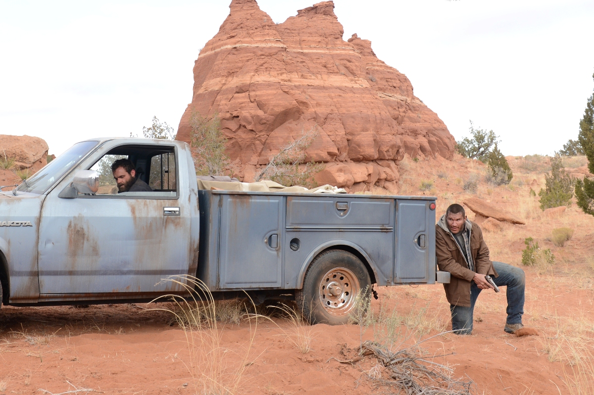 Кадры из Приговорённые 2: Охота в пустыне (2015)