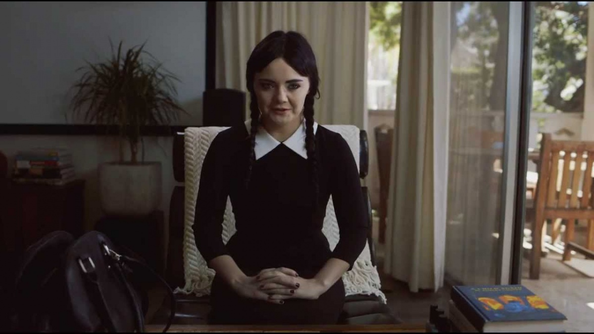 Кадры из Взрослая Вэнсдэй Аддамс (2013)