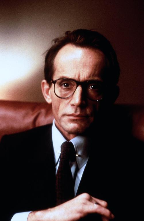 Кадры из Опасная территория (1986)