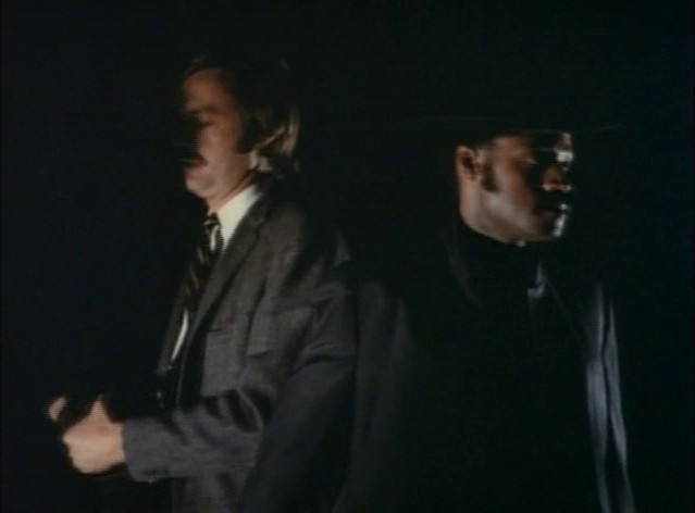 Кадры из Свит Свитбэк: Песня мерзавца (1971)