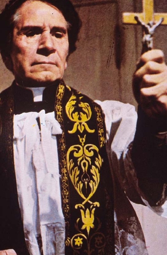 Кадры из Крики в темноте (1975)