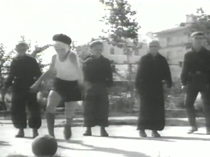 Кадры из Ребята с нашего двора (1959)