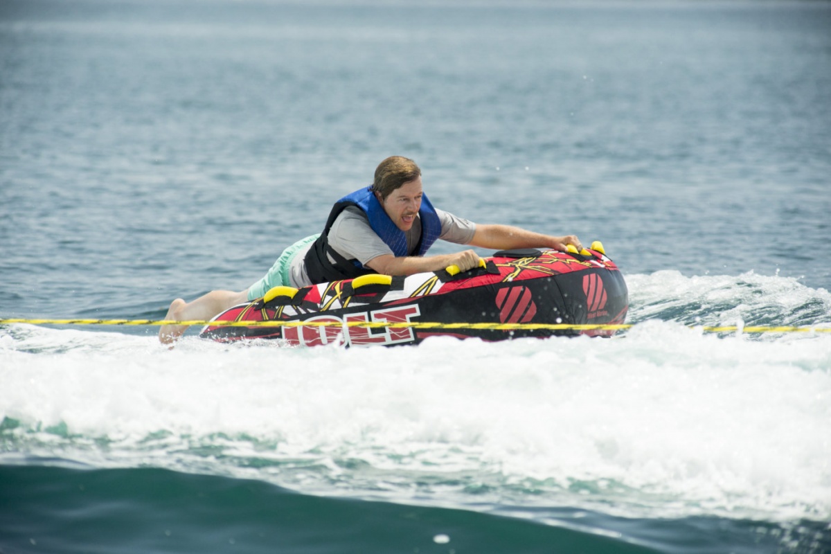 Кадры из Все по новой (2016)