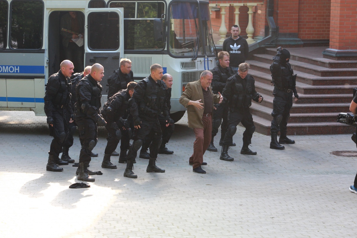 Кадры из Форс-мажор (2019)