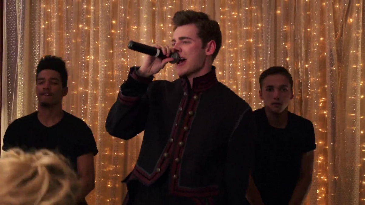 Кадры из История Золушки 4: Если туфелька подойдёт (2016)