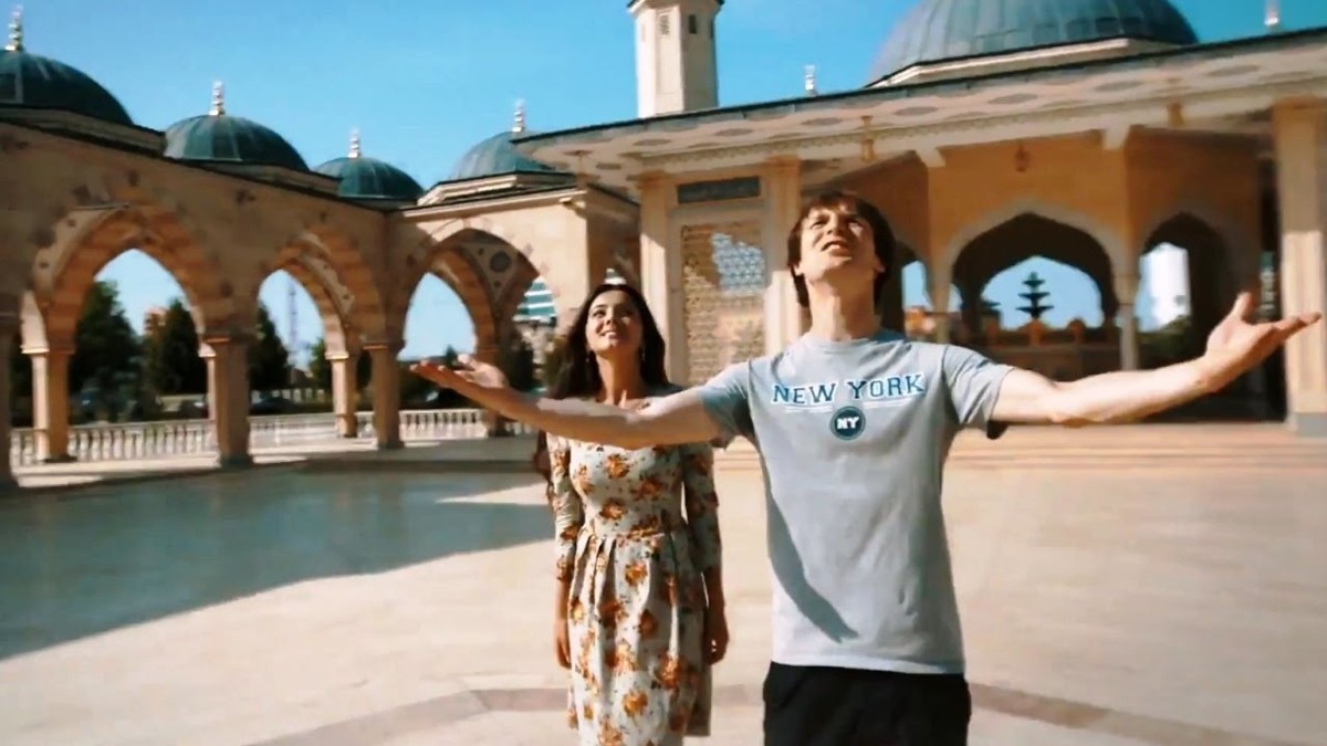 Кадры из По небу босиком (2015)