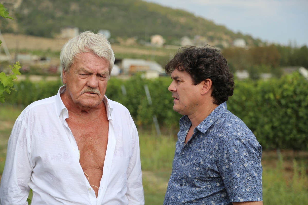 Кадры из Саша добрый, Саша злой (2017)