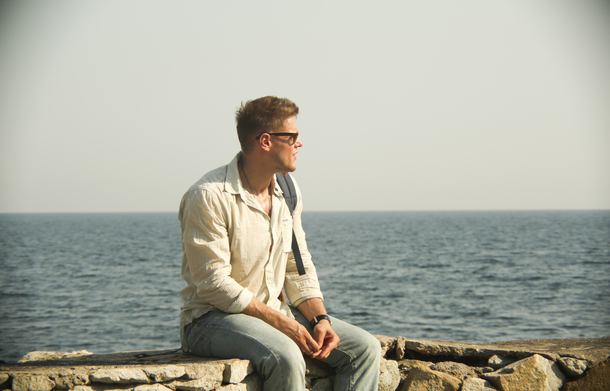 Кадры из Саша добрый, Саша злой (2017)