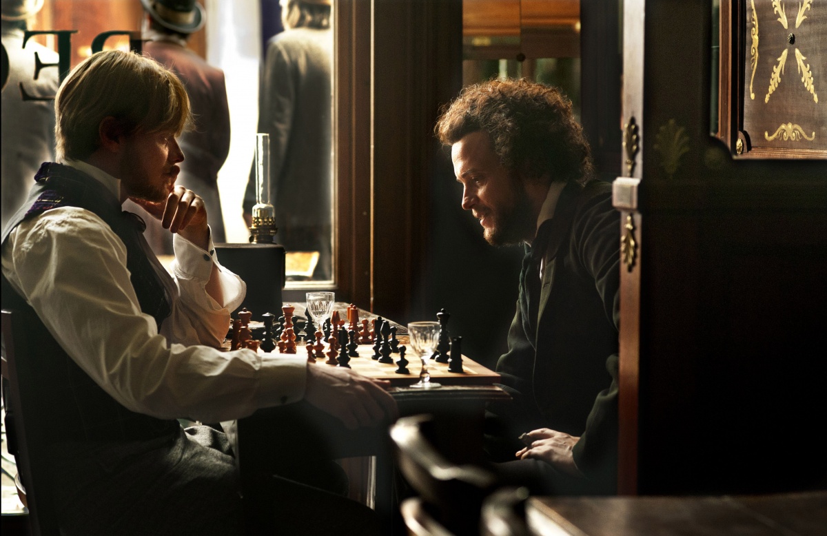 Кадры из Молодой Карл Маркс (2017)