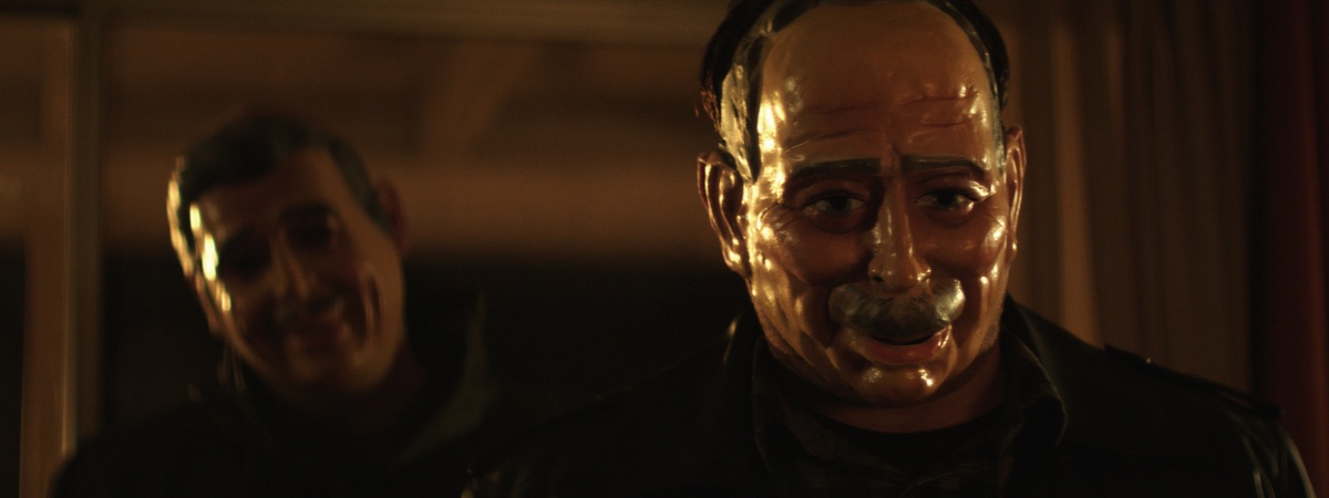 Кадры из Путь на юг / Монстры юга (2015)