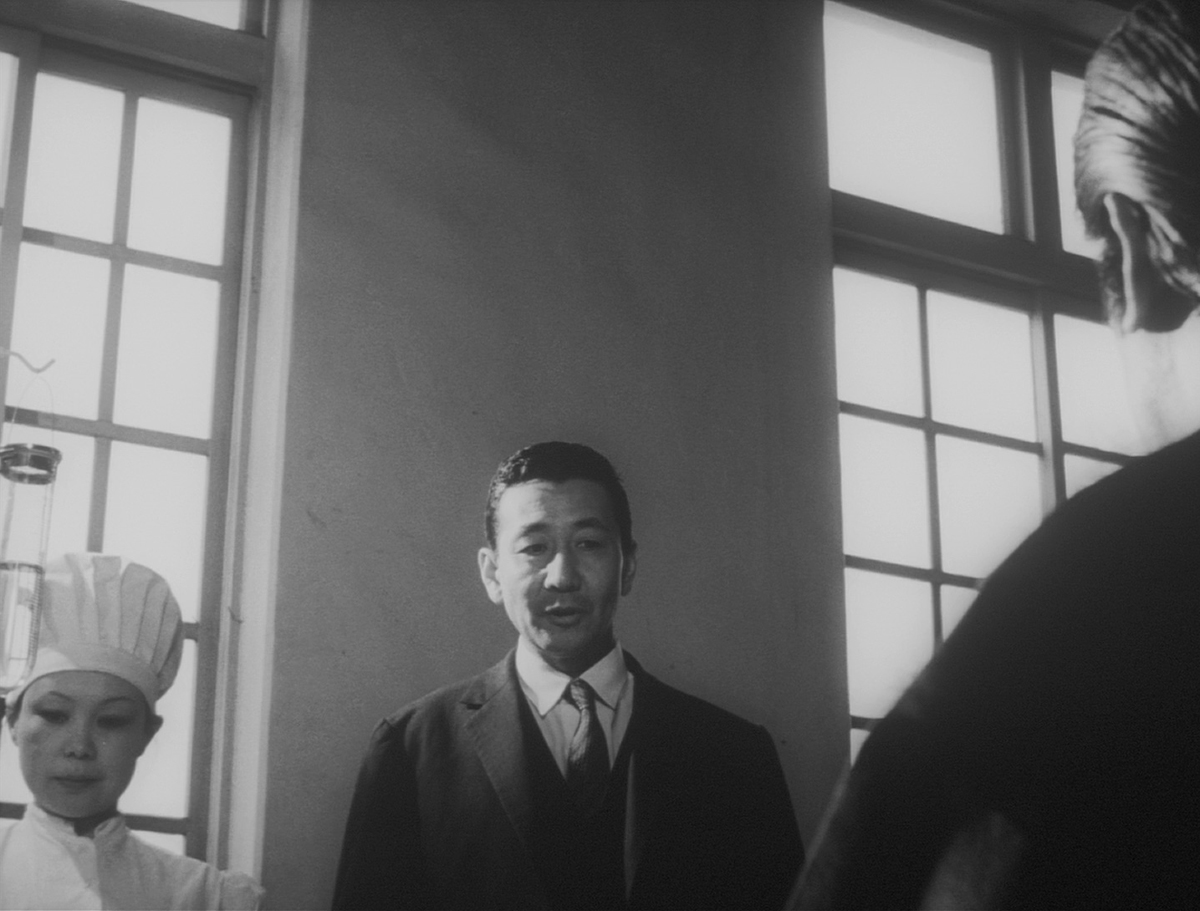 Кадры из Военное положение (1973)