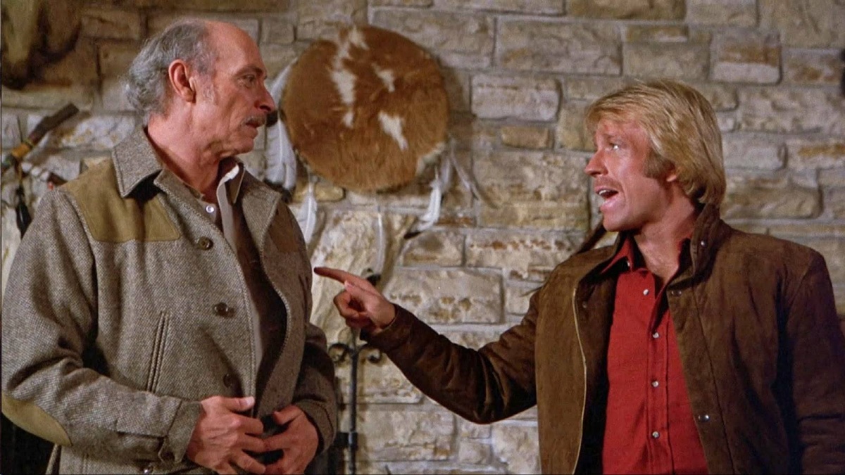 Кадры из Октагон (1980)