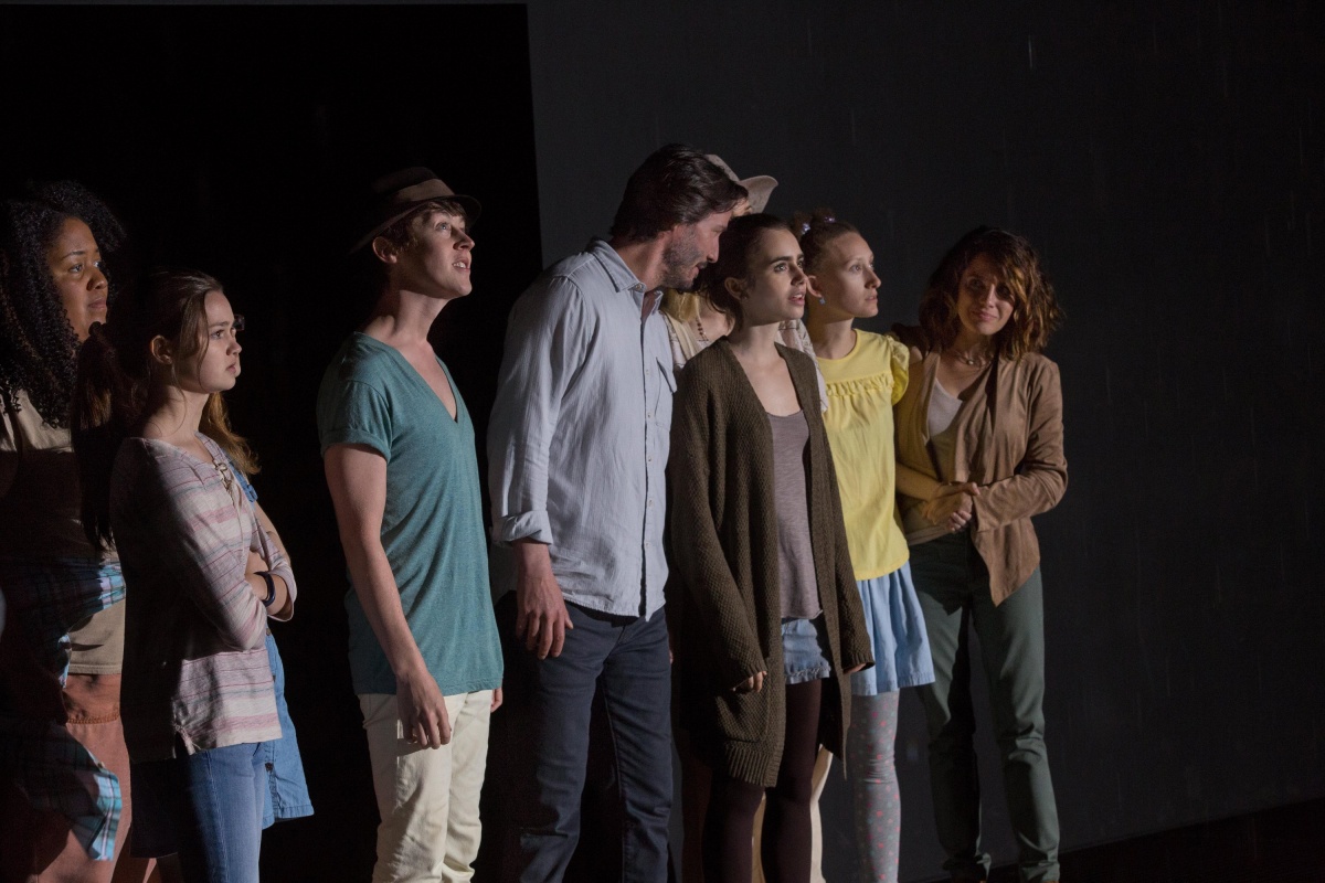 Кадры из До костей (2017)