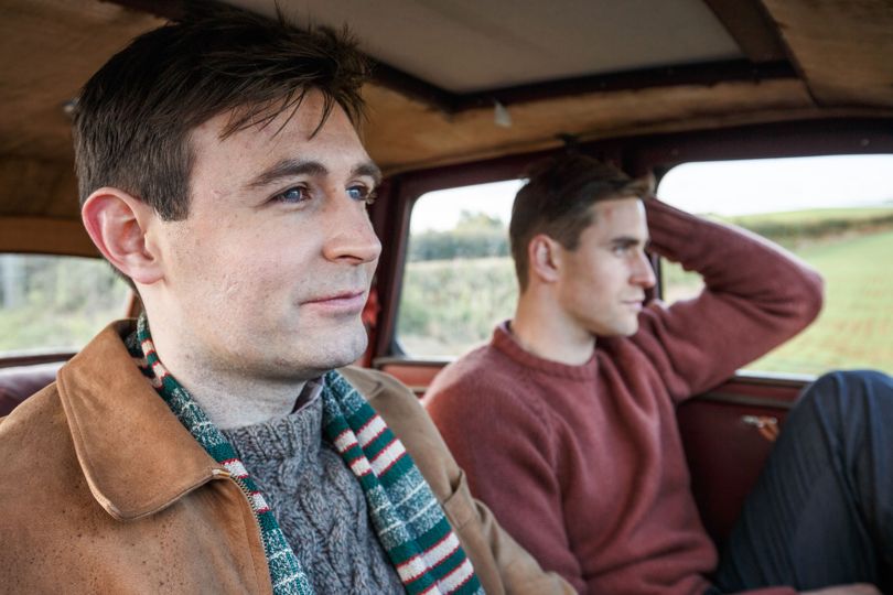 Кадры из Мужчина в оранжевой рубашке (2017)