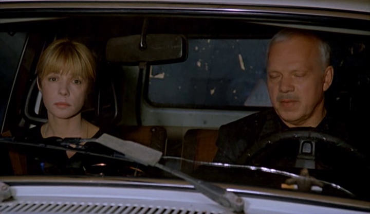 Кадры из Женщин обижать не рекомендуется (2000)