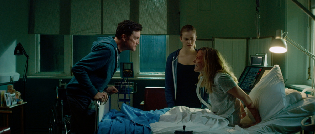 Кадры из Проклятие Хопвелл (2017)