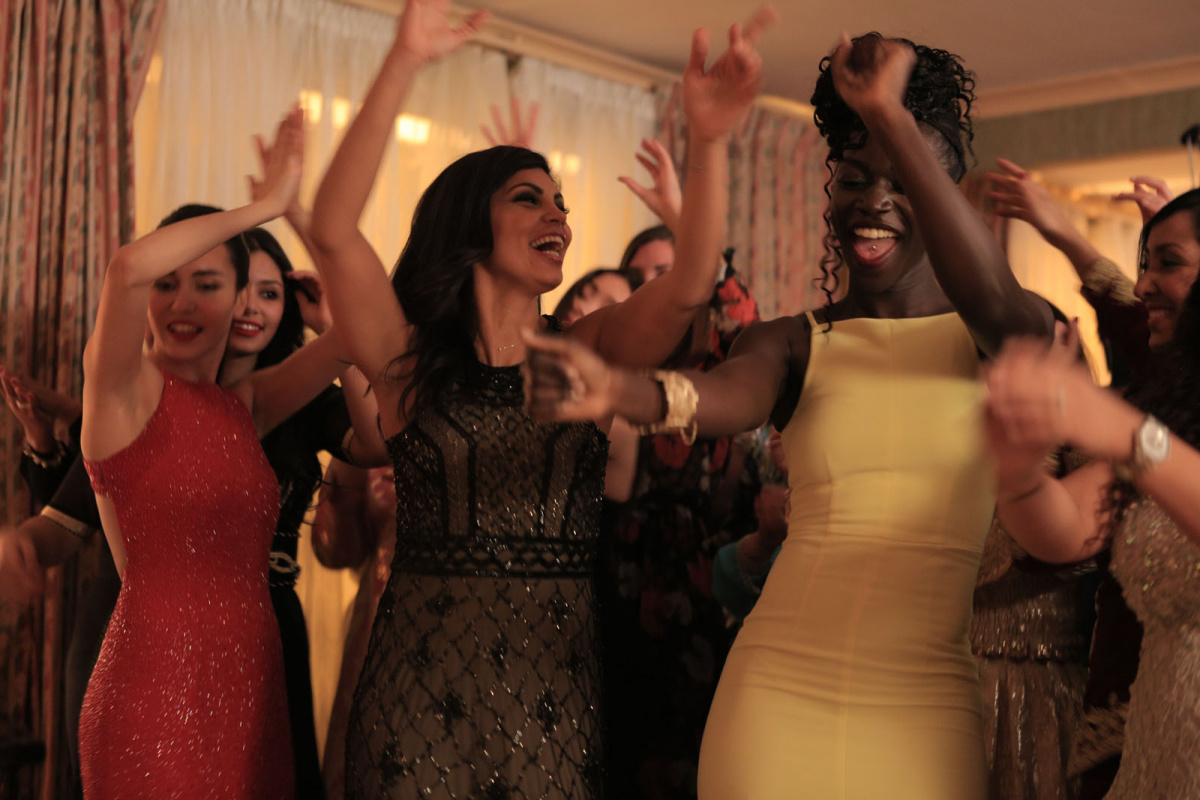 Кадры из Это всё мне (2017)