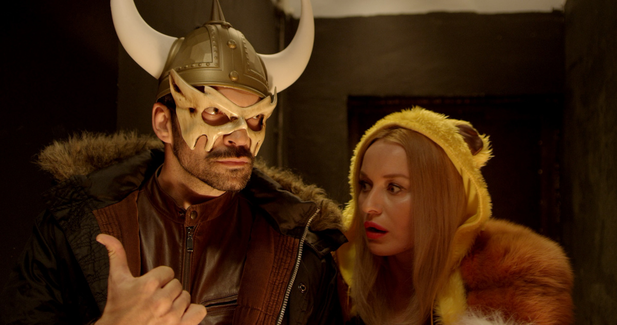 Кадры из Как встретить праздник не по-детски (2017)