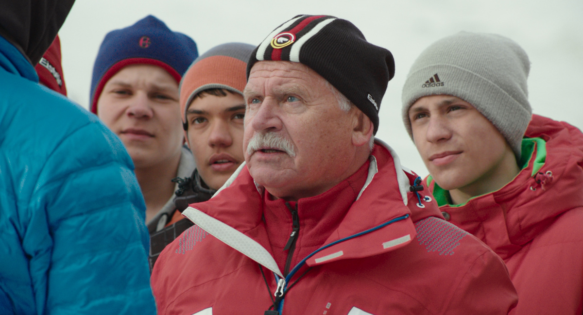 Кадры из Со дна вершины (2018)