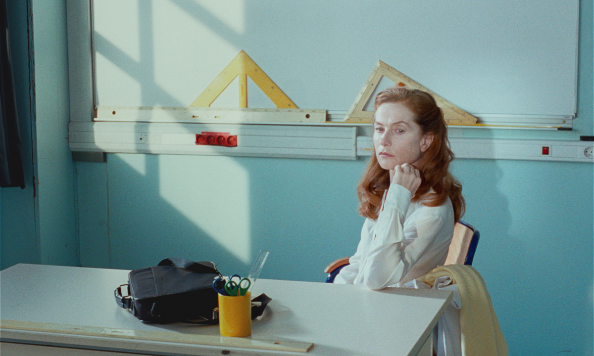 Кадры из Миссис Хайд (2017)