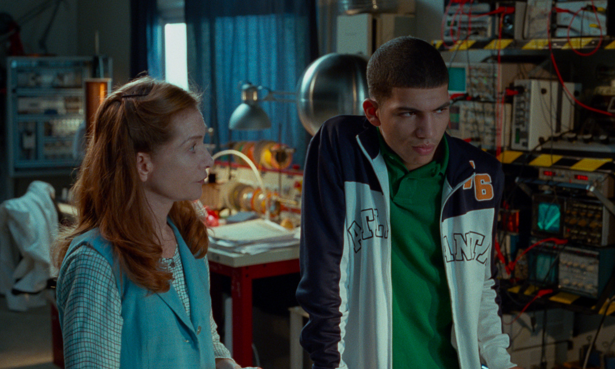 Кадры из Миссис Хайд (2017)