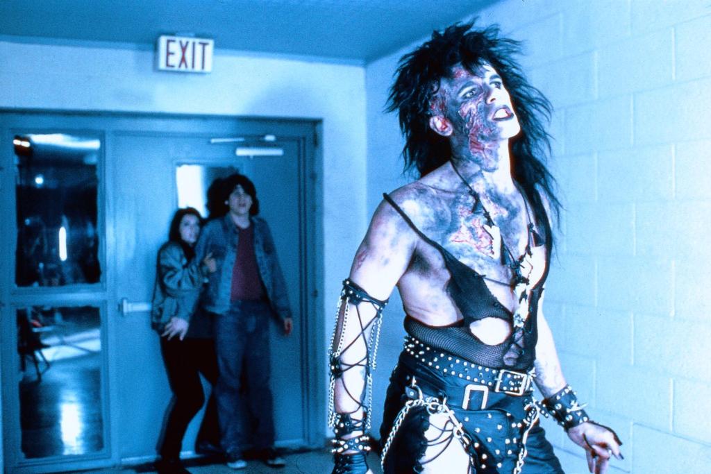 Кадры из Конфеты или смерть (1986)