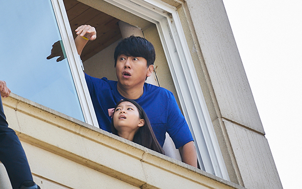 С Богами: Два мира (2017)