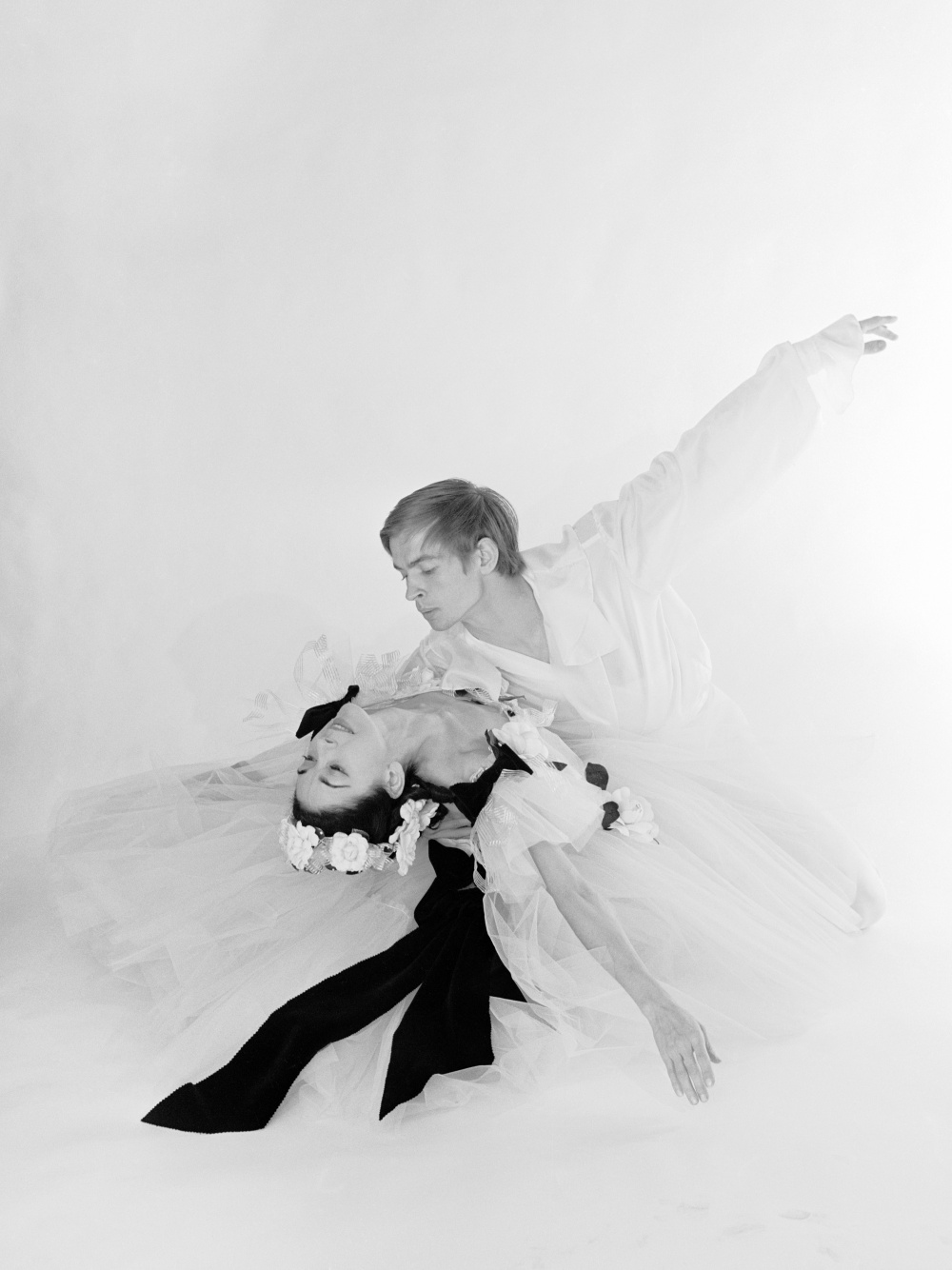 Кадры из Нуреев: Его сцена – весь мир (2018)