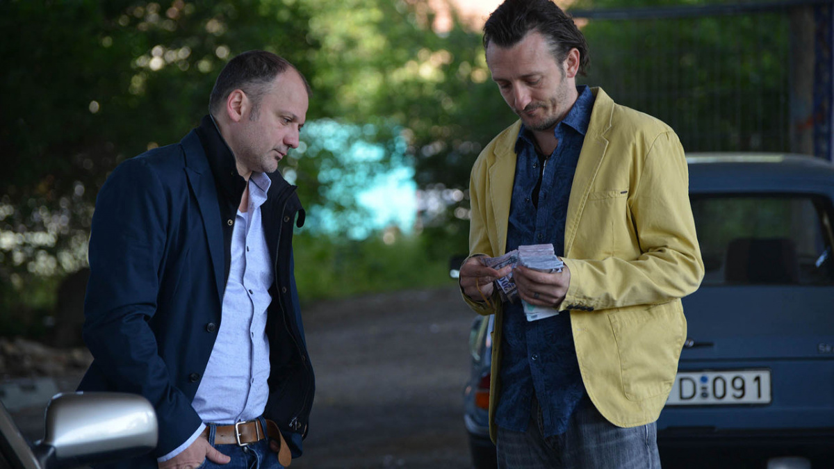 Кадры из Золотая жизнь (2015)