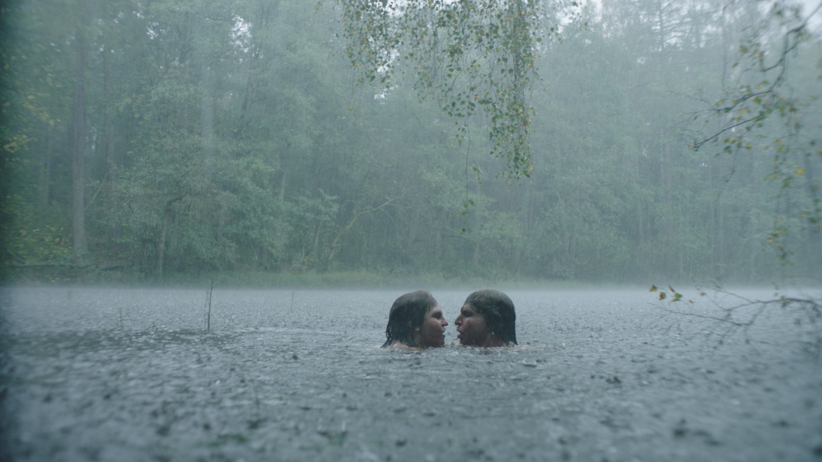 На границе миров (2018)