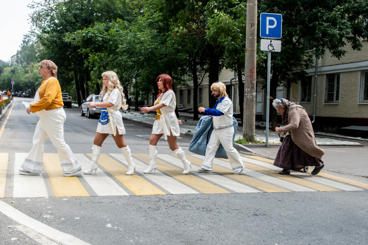 Кадры из Бабушка легкого поведения 2. Престарелые Мстители (2019)