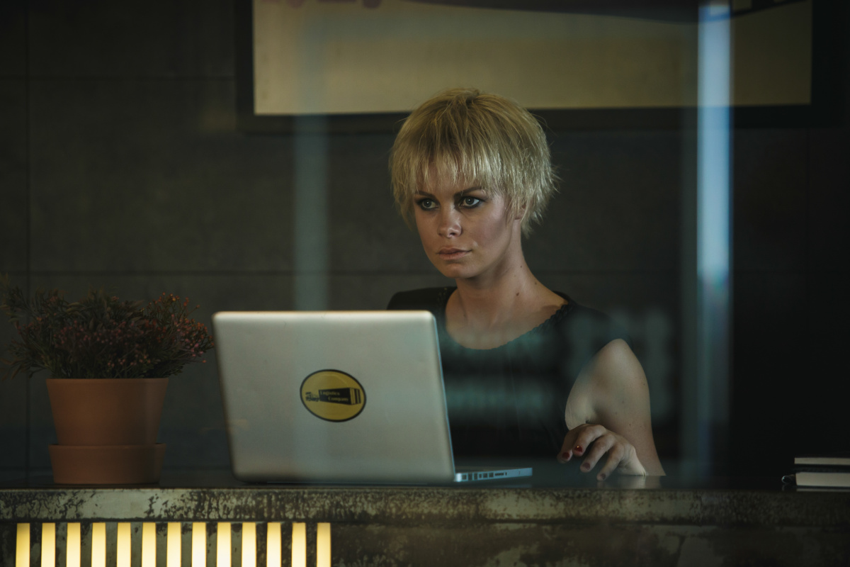 Кадры из Пока бьётся сердце (2018)