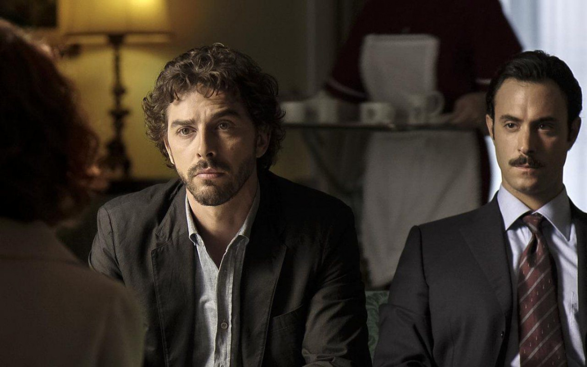 Молодой Монтальбано (2012)