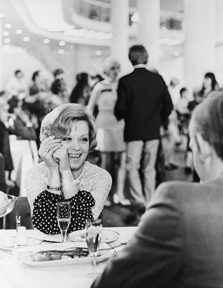 Кадры из Анна и командор (1975)