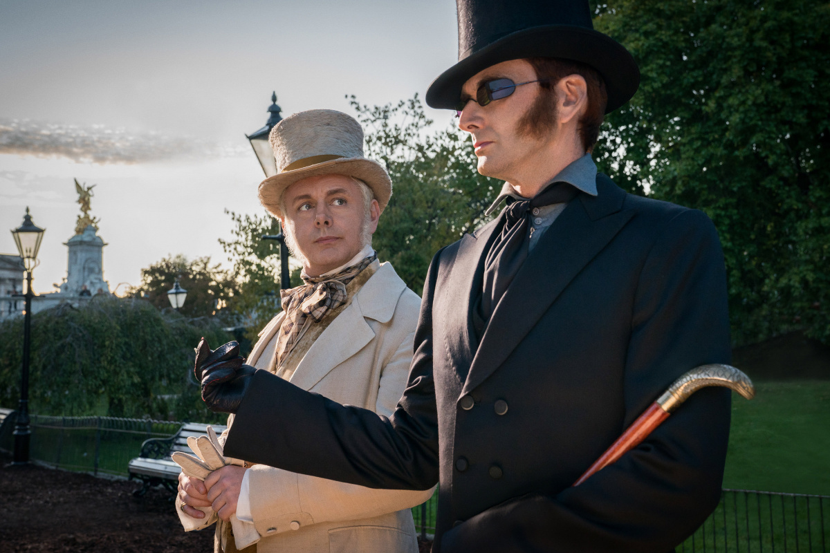 Кадры из Благие знамения (2019)