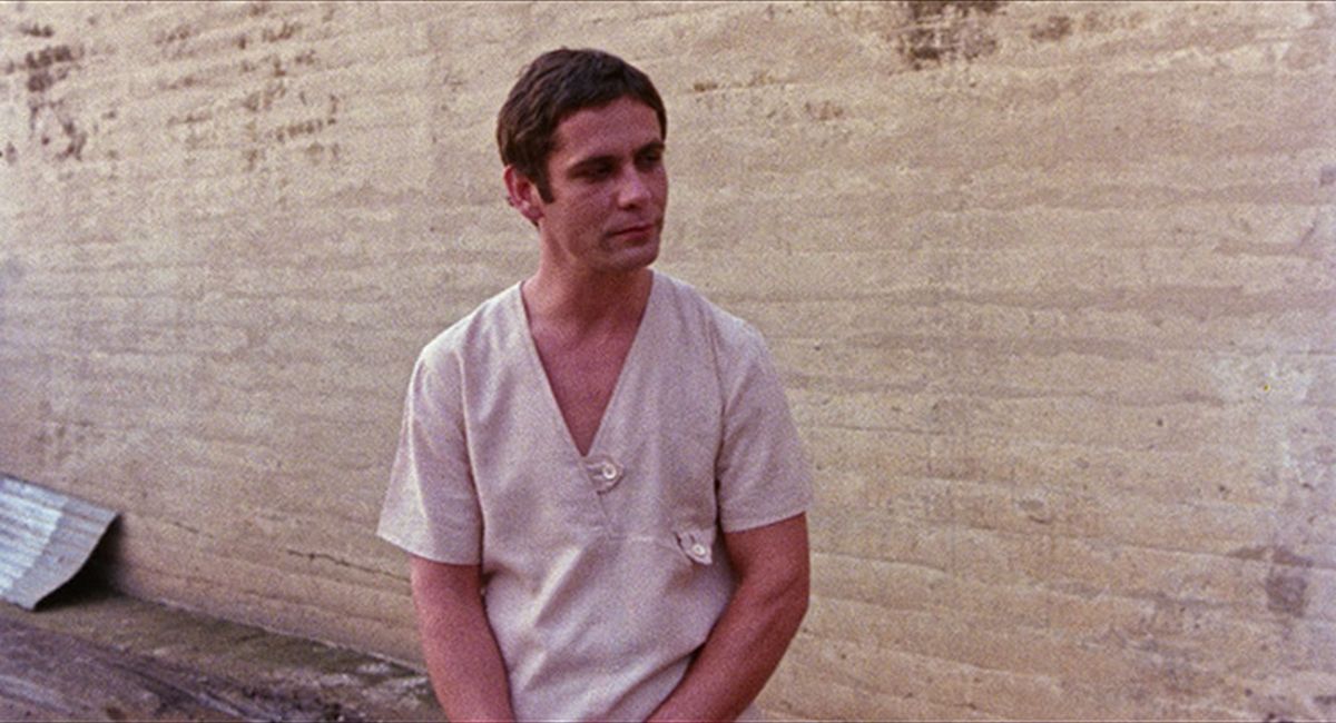 Кадры из Девушка с разворота (1981)