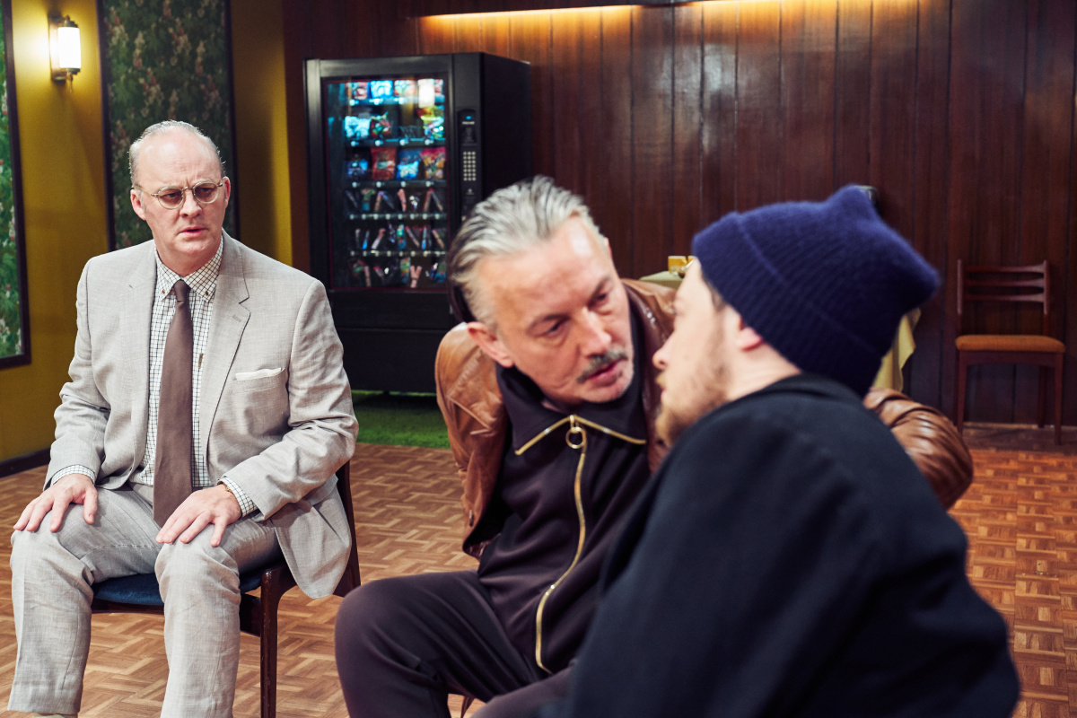 Кадры из Клуб анонимных киллеров (2019)