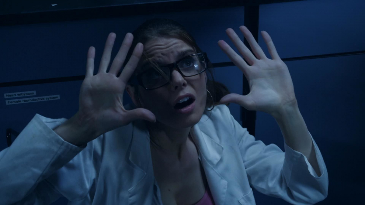 Кадры из Студентка и зомбяк-укурыш (2014)