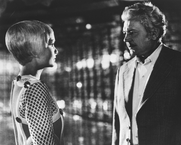 Кадры из Молчание доктора Ивенса (1974)