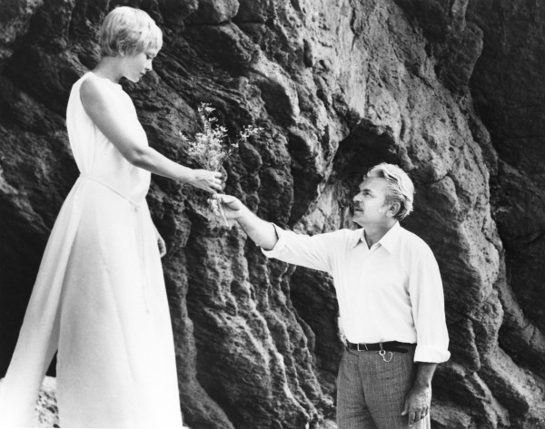 Кадры из Молчание доктора Ивенса (1974)