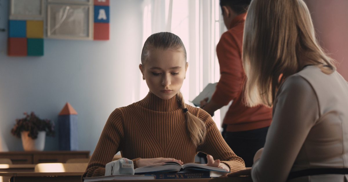 Кадры из Это не навсегда (2019)