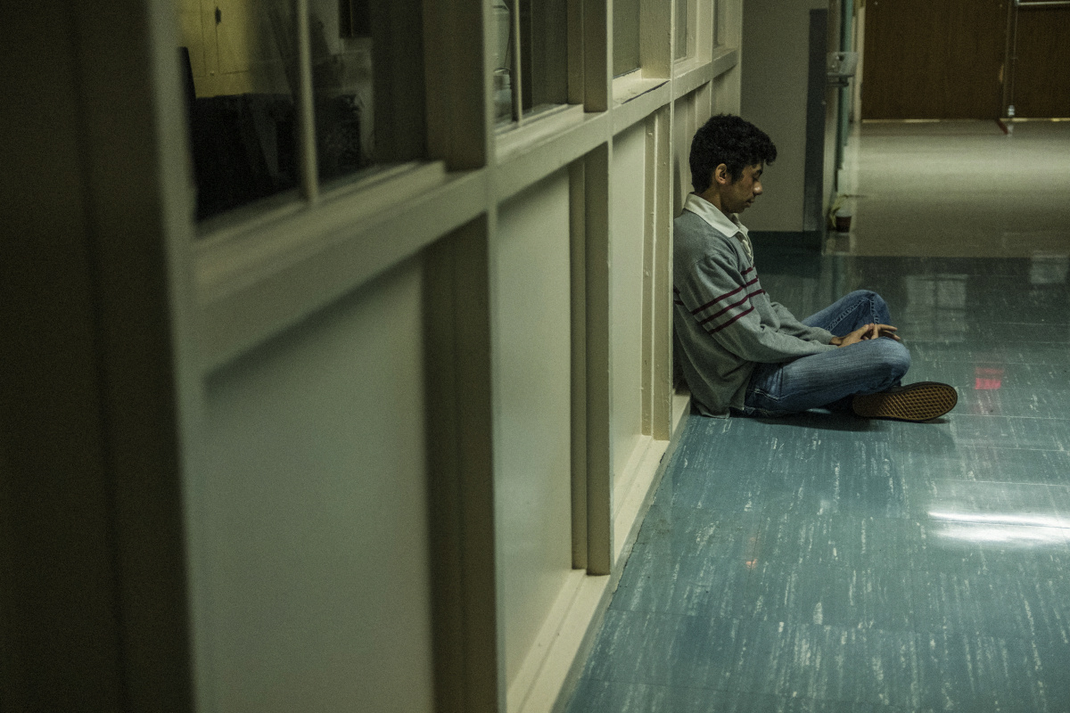 Кадры из Тёмная сторона (2018)